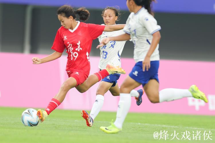 十五运会女足成年组首战告捷 广东队喜获“开门红” 十五运会女足成年组首战告捷 广东队喜获“开门红”